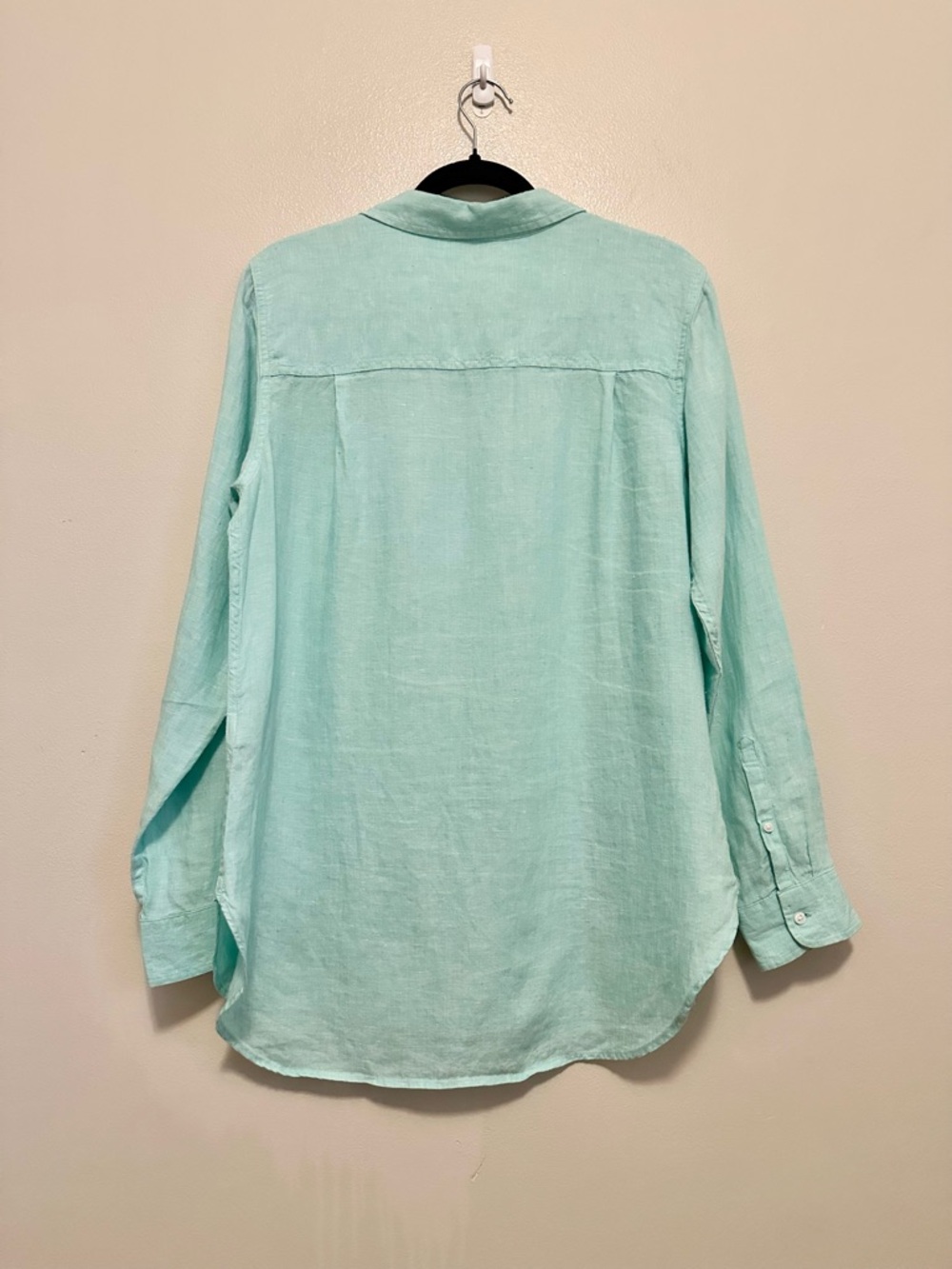L.L.Bean 100% Linen Button Down Shirt Medium Mint Green Long Sleeve Lightweight - Picture 3 of 8